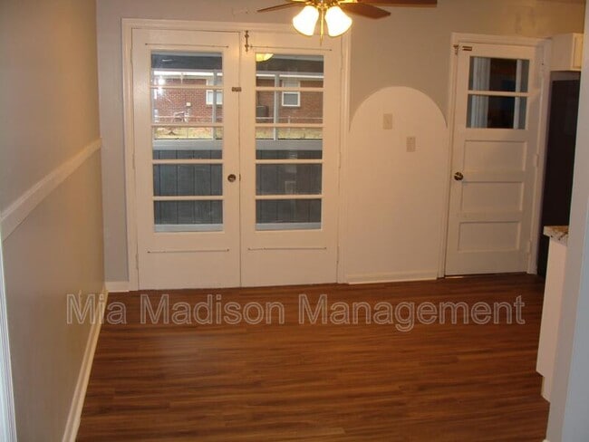 Building Photo - 11 Catherine Cir