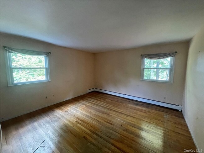 Building Photo - 17 Woodrum Dr