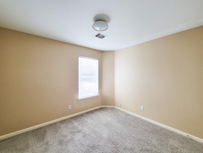 Building Photo - 8106 Arrington Forest Ln