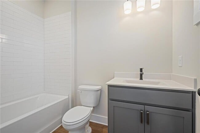 Building Photo - 2636 Mackintosh Ct