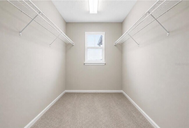 Building Photo - 2665 Mead Ave