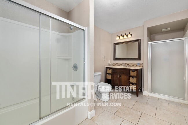 Building Photo - 4281 Silver Dove Way