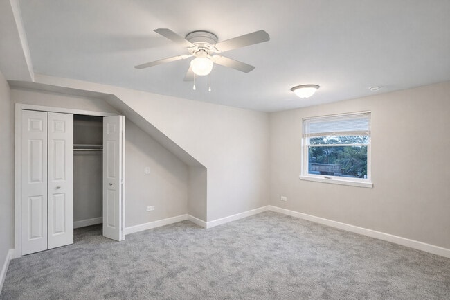 Building Photo - 146 S 9th Ave