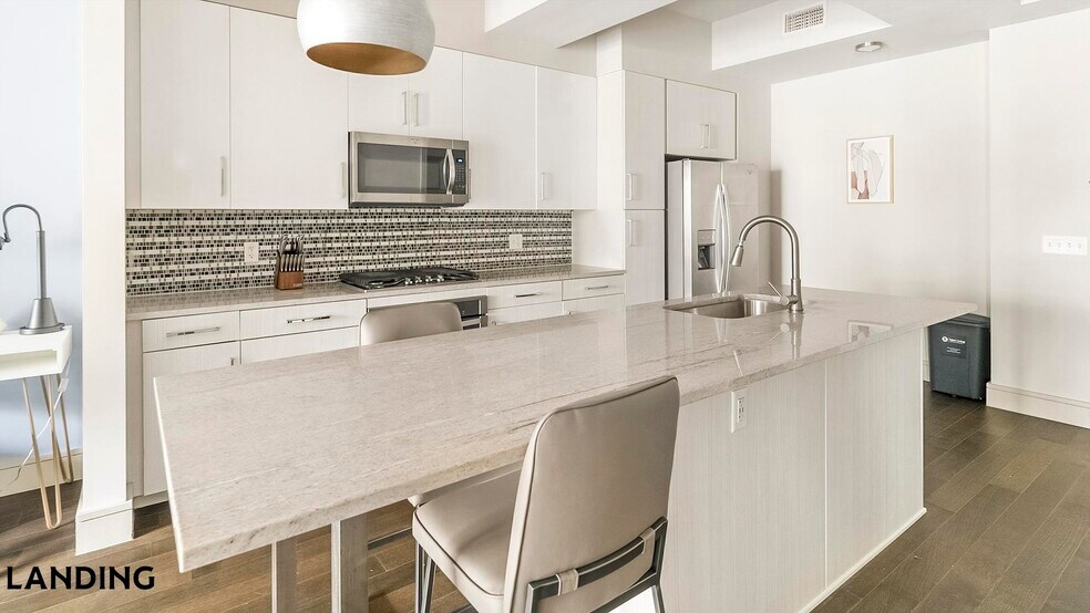 Building Photo - 1414 Wood Hollow Dr