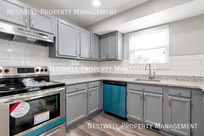 Building Photo - 2162 S Wasatch Dr.