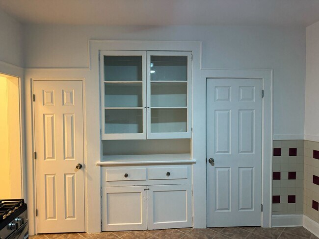 Building Photo - 108-110 Grand Ave.