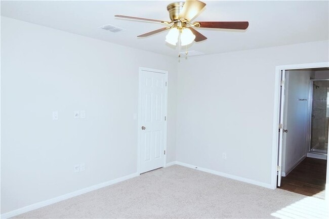 Building Photo - 10205 Forest Grove Dr