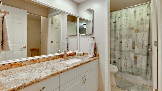 Building Photo - 7893 Timberwood Cir