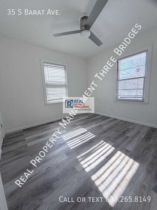 Building Photo - 35 S Barat Ave