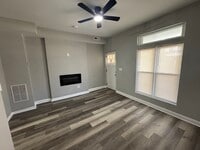Building Photo - 2 bedroom PLUS den with Fireplace