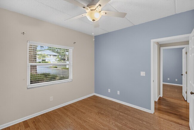 Building Photo - 29 Aledo Ct