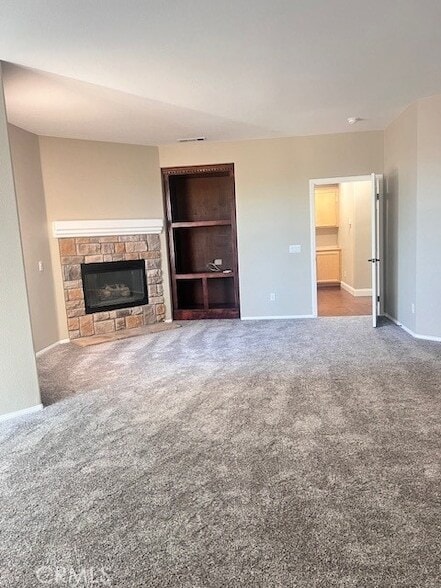 Building Photo - 8945 Honeysuckle Ave