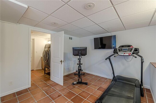 Building Photo - 1189 Reeder Cir NE