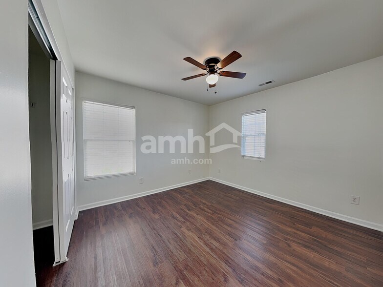 Building Photo - 6001 Ricker Rd