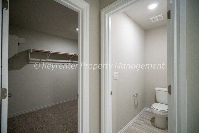 Building Photo - Gorgeous 4 Bed 2 Bath Home in Deer Creek School District!