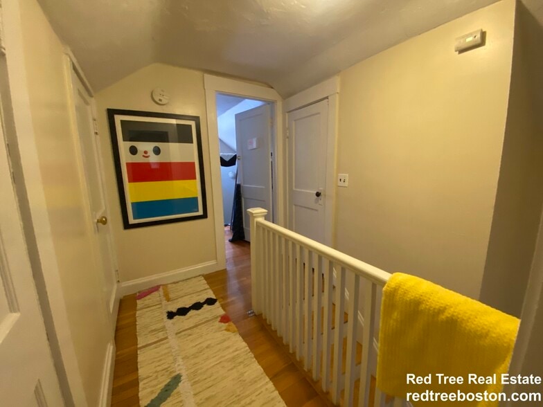 Building Photo - 1186 Chestnut St