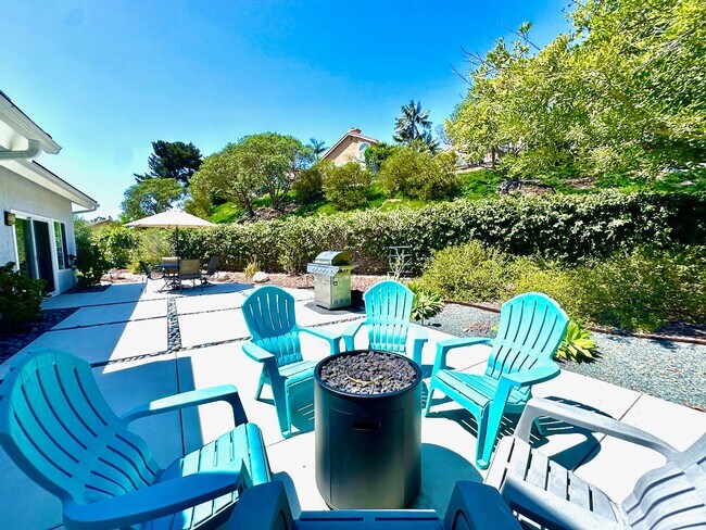 Building Photo - FOR RENT Call For Availability 3Br/3Ba 2128 Sqft Fully Furnished Del Mar Heights Vacation Home, C...