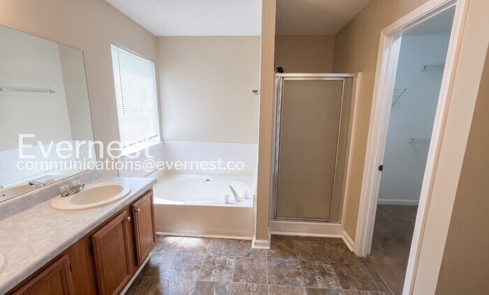 Building Photo - 6416 Phillips Creek Dr