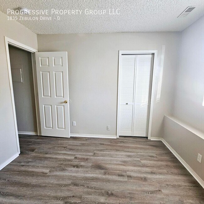 Building Photo - 1835 Zebulon Dr