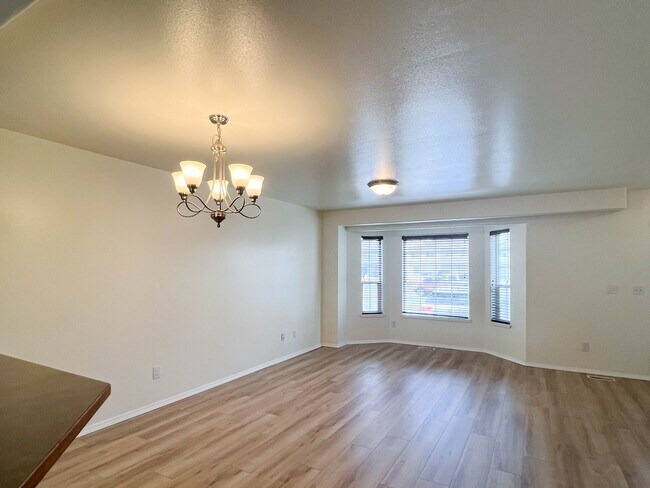 Building Photo - 131 Matthew Paul Way