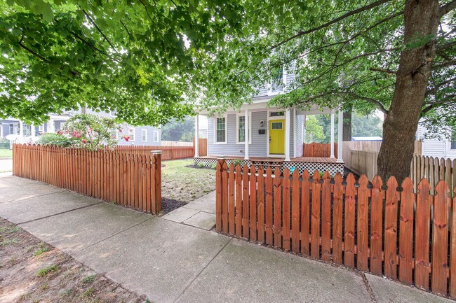Building Photo - 3125 Enslow Ave