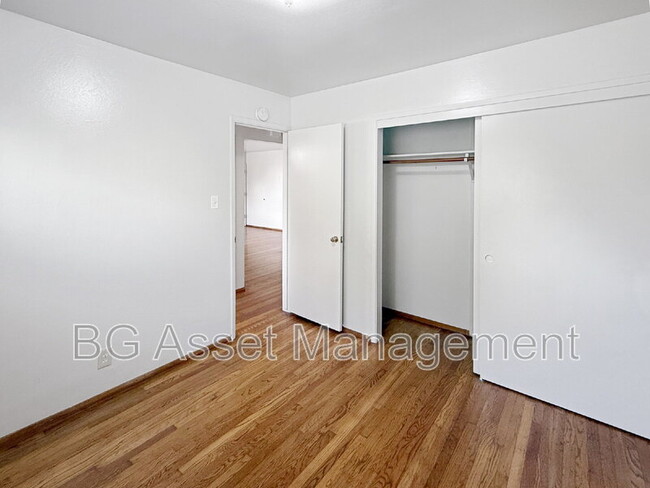 Building Photo - 121 Eddy St