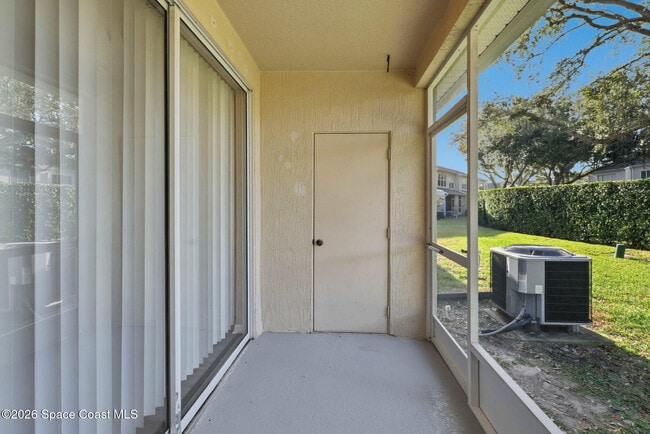 Building Photo - 1368 Hampton Park Ln