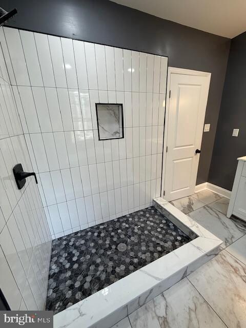 2nd fl Bath - 1620 N 26th St