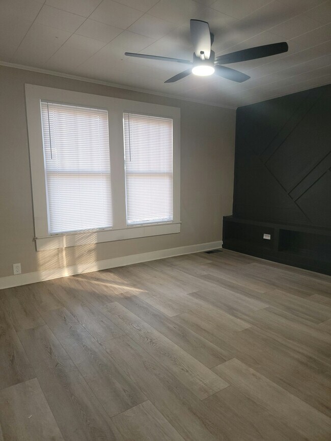 Building Photo - 1204 Haven Dr