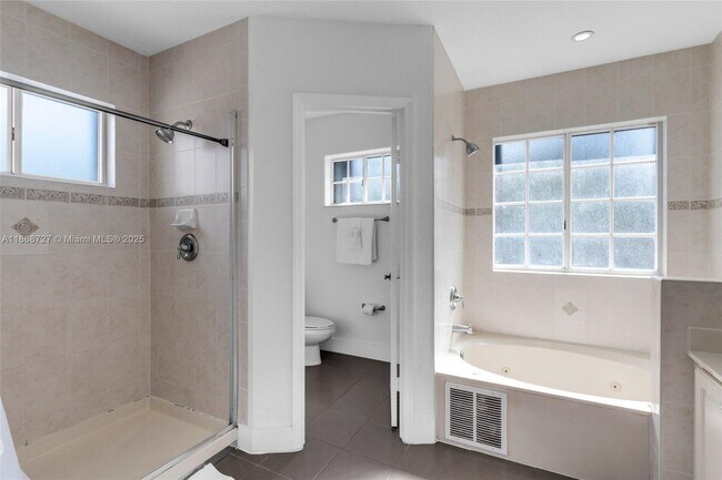 Building Photo - 5161 SW 159th Ct