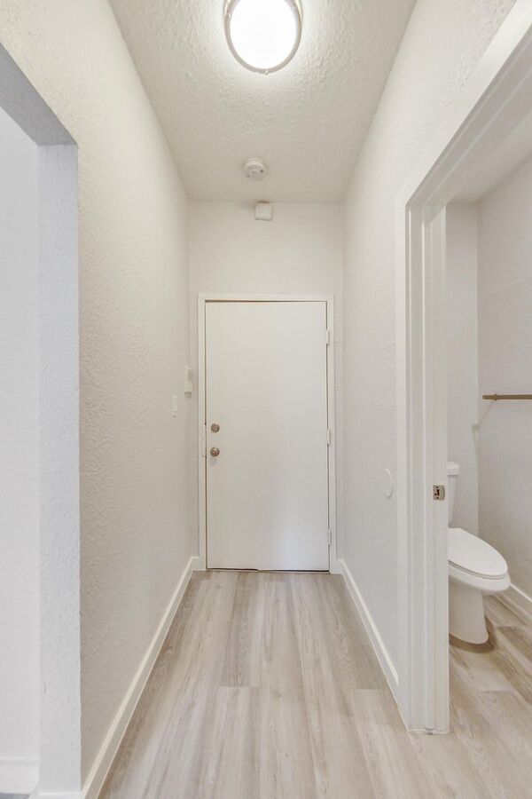 Building Photo - 1707 36th Ave