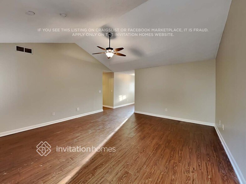 Building Photo - 2610 Abbots Glen Dr NW