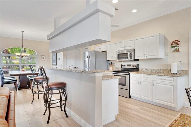 Building Photo - 6738 Peach Tree Creek Rd