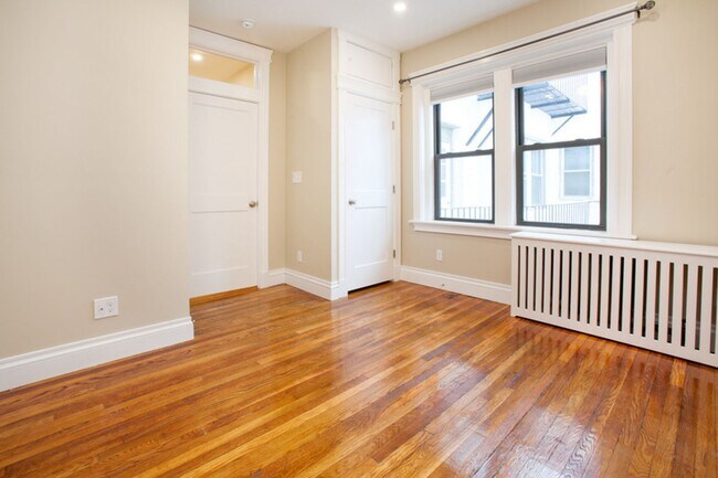 Building Photo - Amazing 2bed in Fenway for $4400 - available September 2026