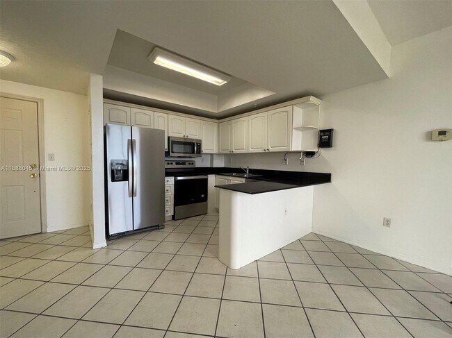 Building Photo - 3500 Coral Wy