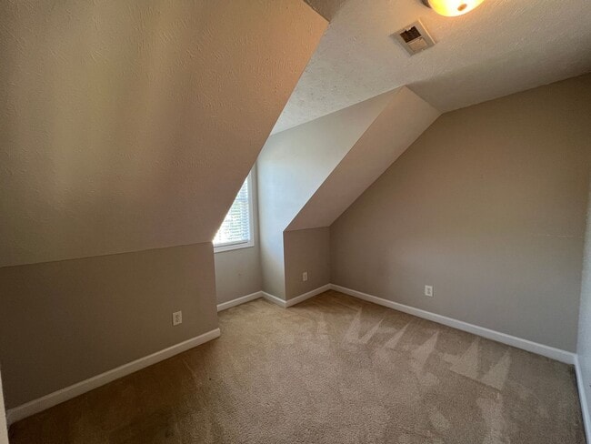 Building Photo - Gorgeous Westgate Home with Access to Community Amenities