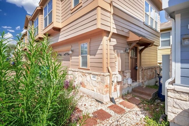 Building Photo - 2917 Saville Loop