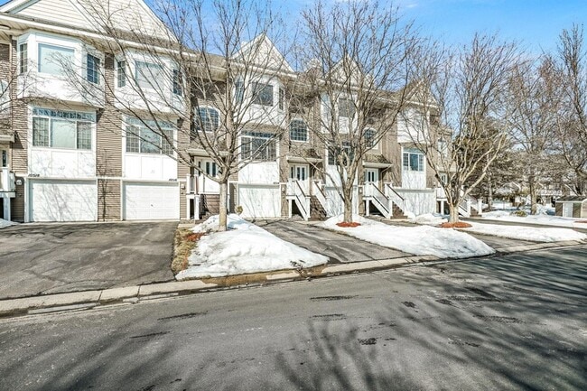 Building Photo - 10514 8th Ave N