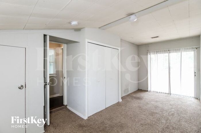 Building Photo - 3510 Princeton Dr