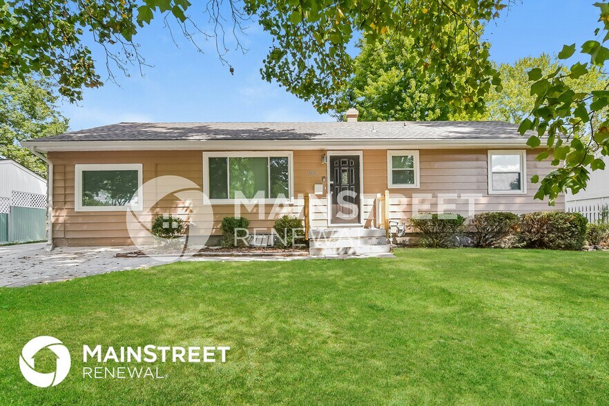 Primary Photo - 12804 E Bowen St