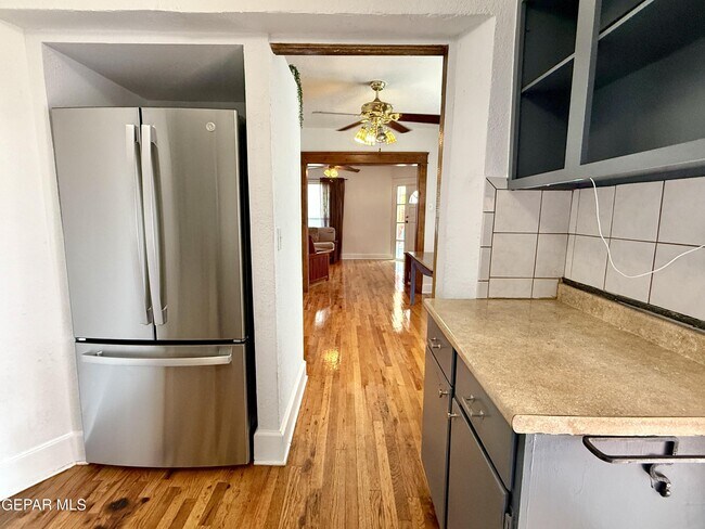 Building Photo - 611 New York Ave