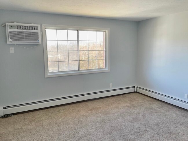 Building Photo - 1311 Hanover St