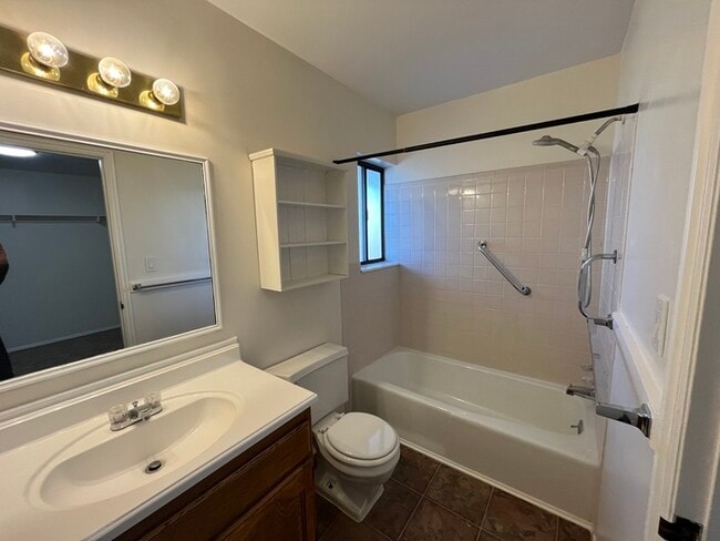 Building Photo - Remodeled West Jordan 4 Bedroom 4 Bath!