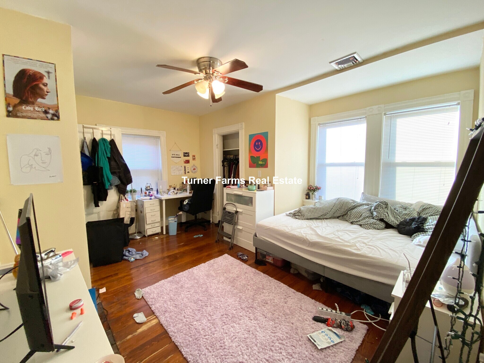 Building Photo - 43 Hillside St