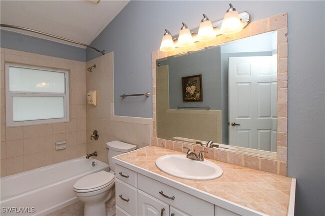 Building Photo - 3935 70th Ave NE