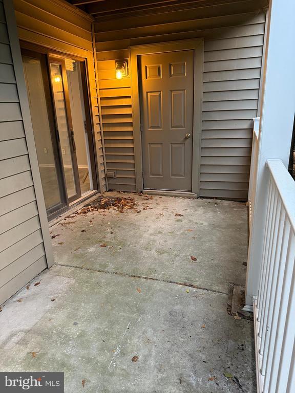 Building Photo - 313 Gregorys Way