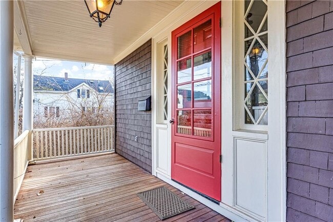 Building Photo - 9 Linden Ave