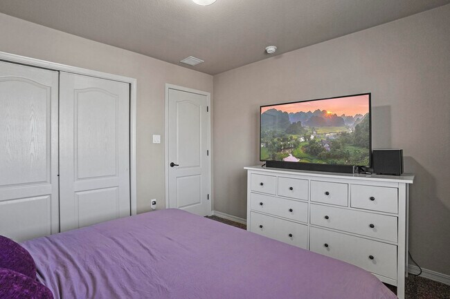 Building Photo - 3873 Loma Cortez Dr