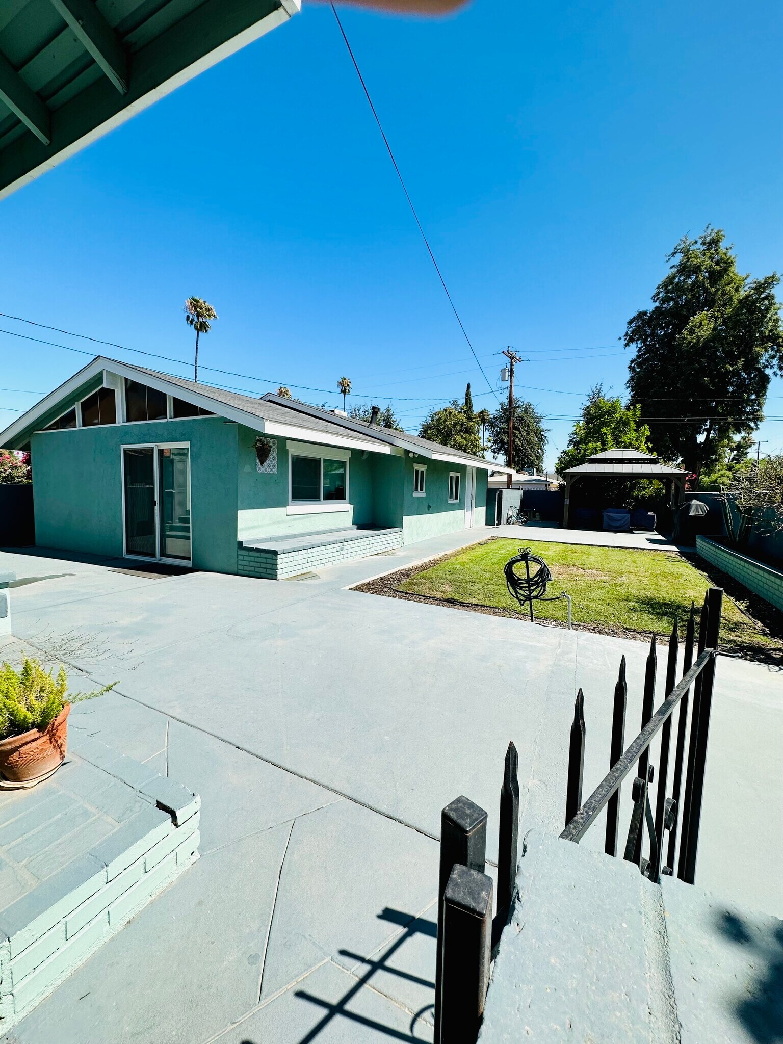 Building Photo - 2707 Cridge St