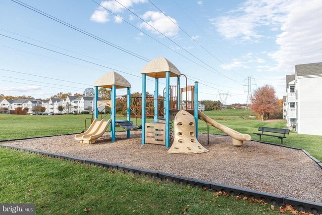 Building Photo - 8495 Falls Run Rd